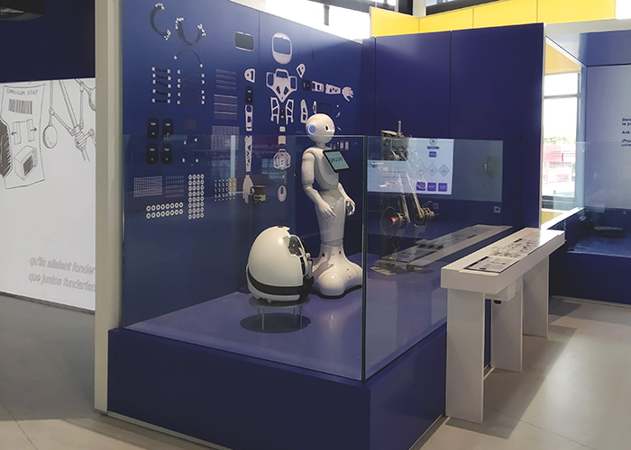Photo-reportage of ROBOTS, the new permanent exhibition of the Cité des Sciences, La Villette, Paris